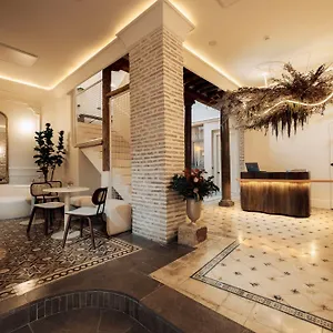 Hotel Boutique Escudo Del Carmen, Granada
